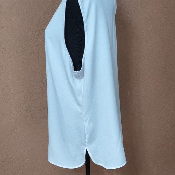 Liz Claiborne White Pleated Tank Top With Beaded Collar XL - Picture 7 of 7